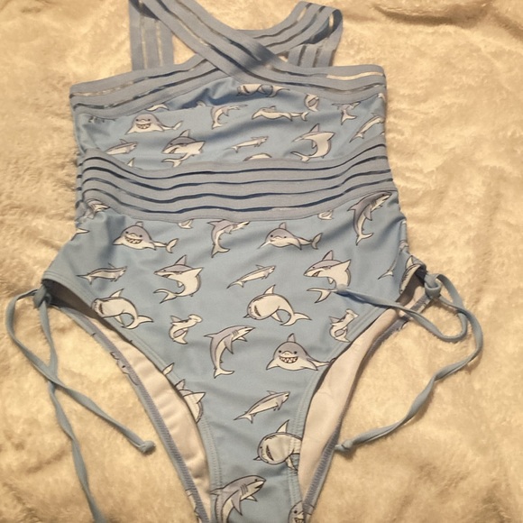 Women Anime |One Piece Kawaii Front Crossover lSwim Suit Hollow Out Shark | Sz M - Picture 3 of 9